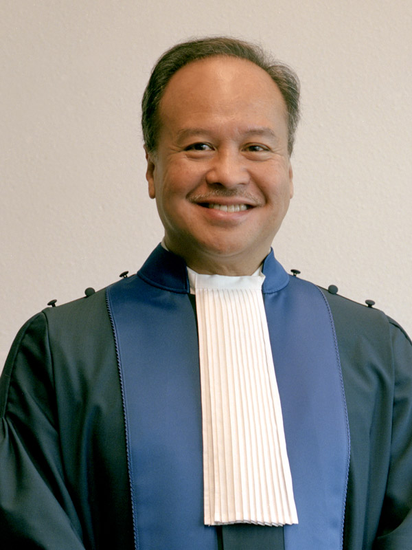 Portrait of Judge and Dr. Raul C. Pangalangan